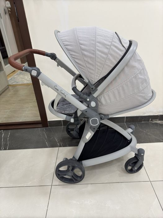 bolalar aravachasi kolyaska holati juda yaxshi