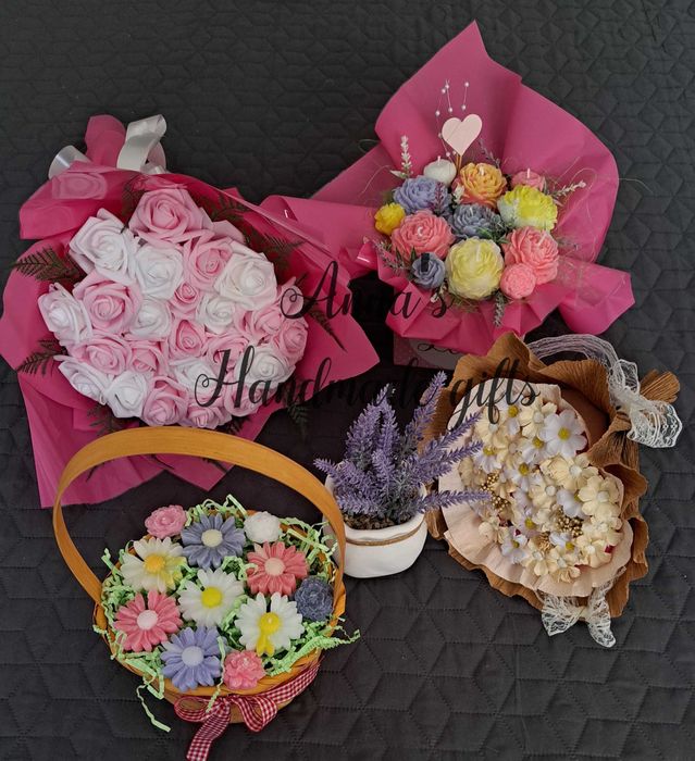 Красиви букети от соев восък