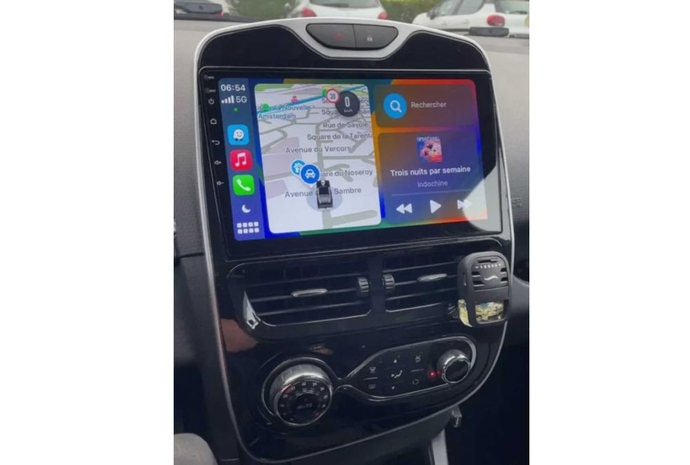 Navigatie GPS Android Dedicata Renault Clio 4 / ZOE CarPlay QLed 1-8GB