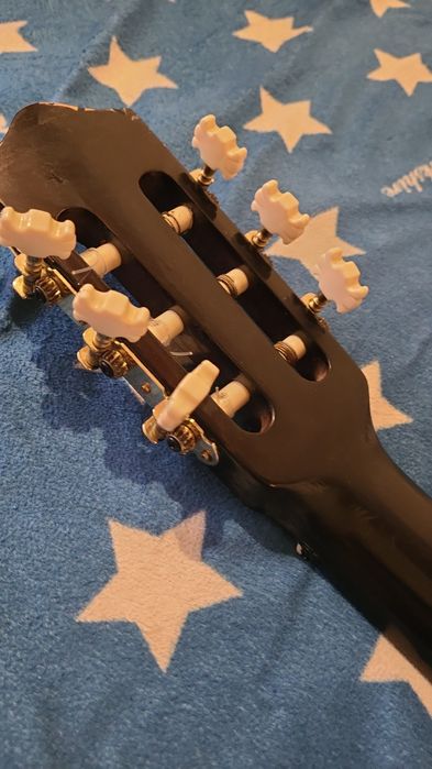 Chitară clasică electroacustică Stagg C546TCE-N – stare foarte bună
