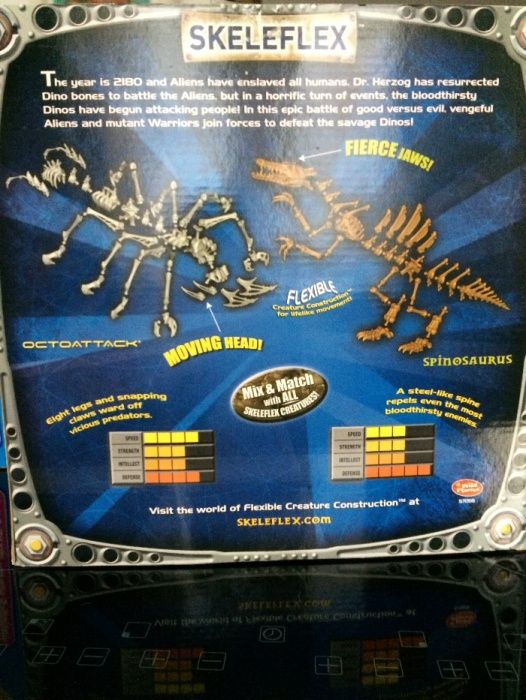 Skeleflex Spinosaurus vs Alien + T-Rex jo