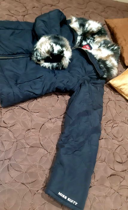 Продавам зимно яке Miss sixty