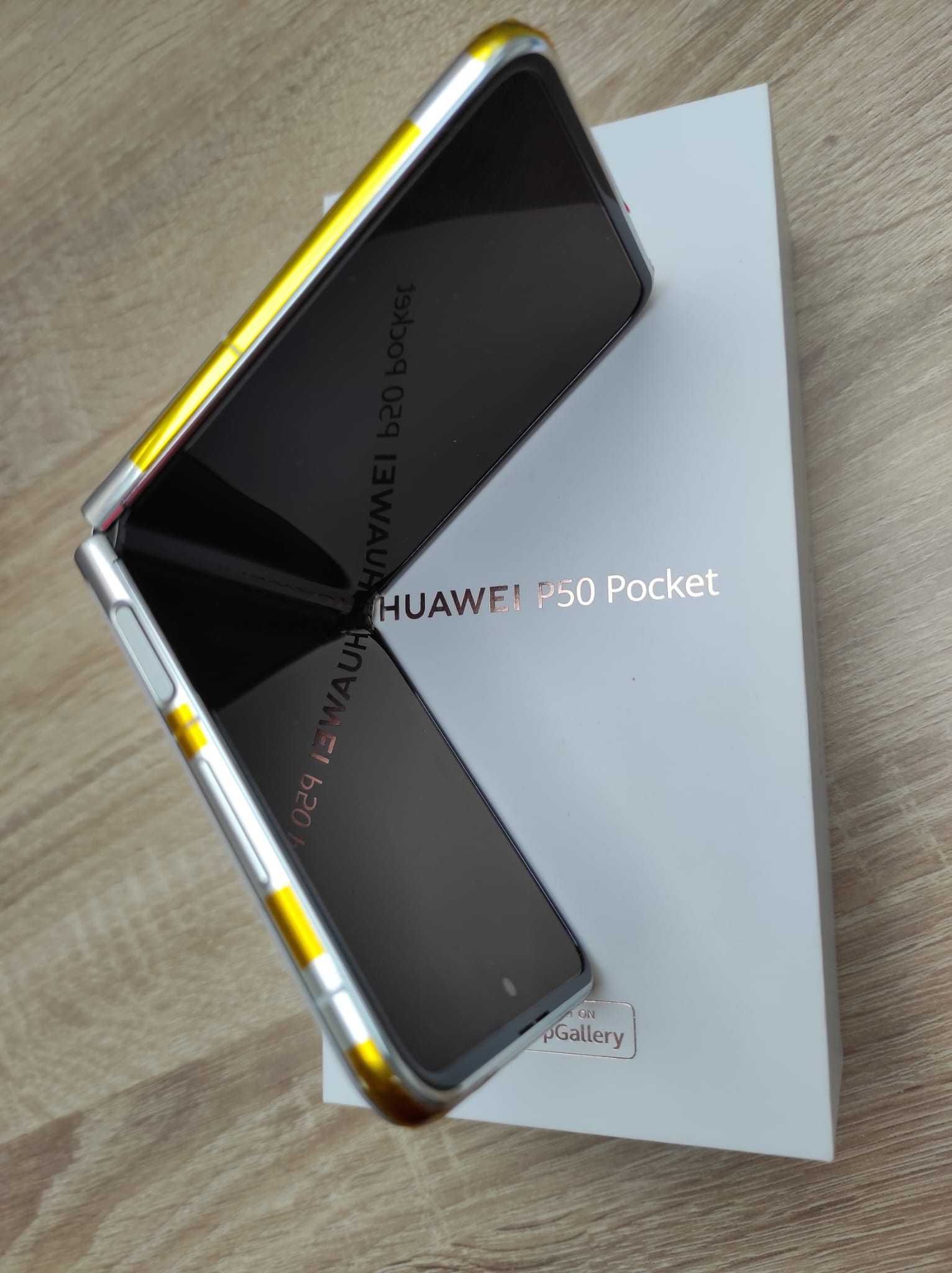 Huawei P50 POCKET !