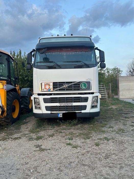 Dezmembrez Volv FH440 Euro5