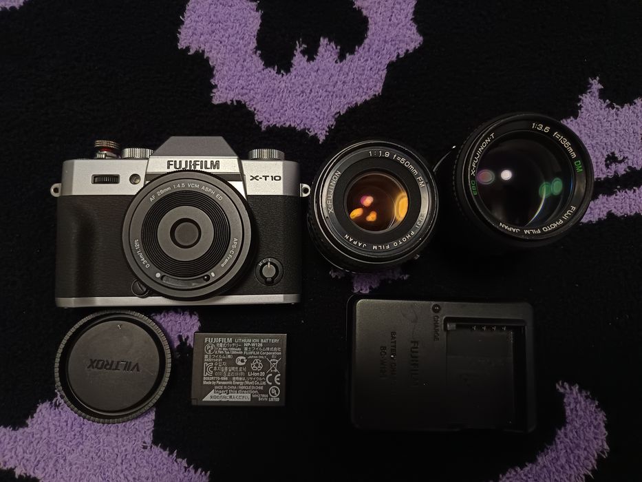 Fujifilm X-T10 plus 3 obiective și husă