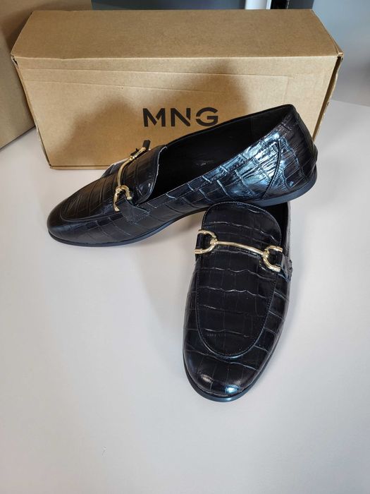 Дамски обувки MANGO нови