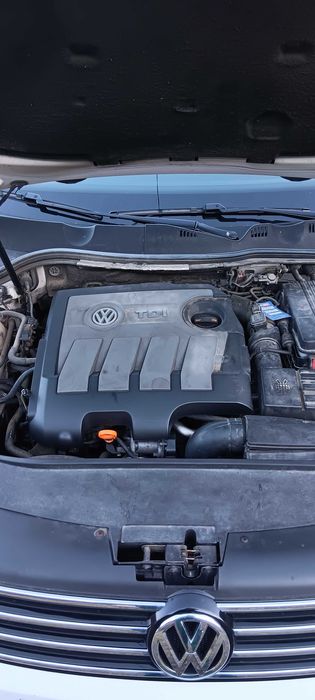 Vând Volkswagen pasatb7