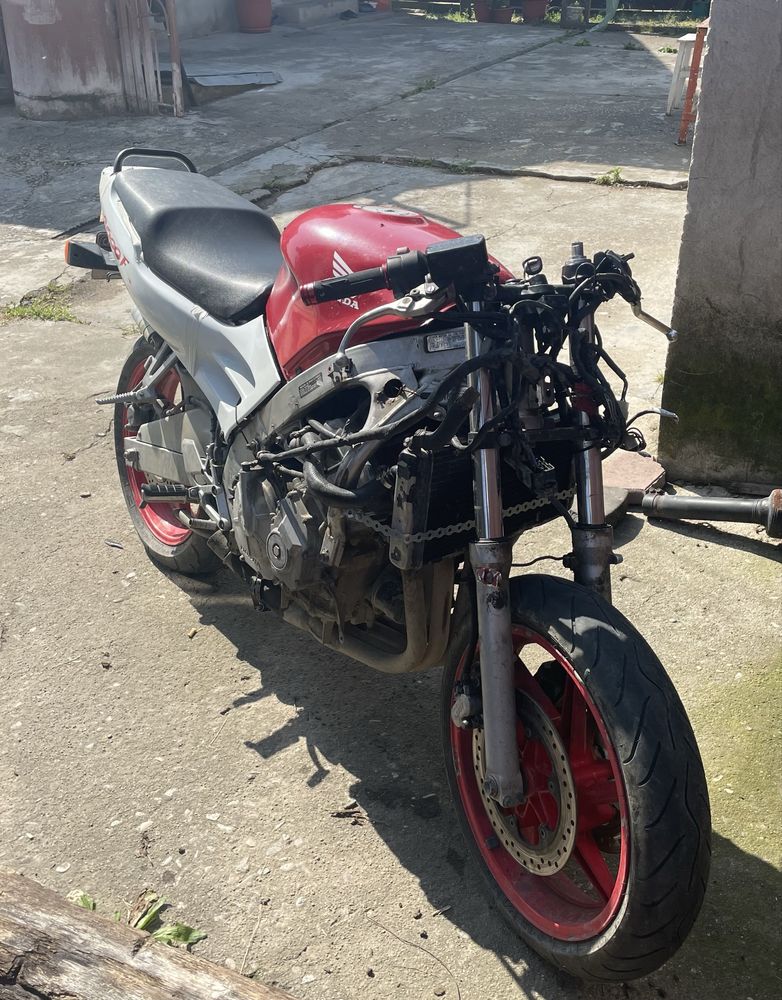Honda cbr 600 f2
