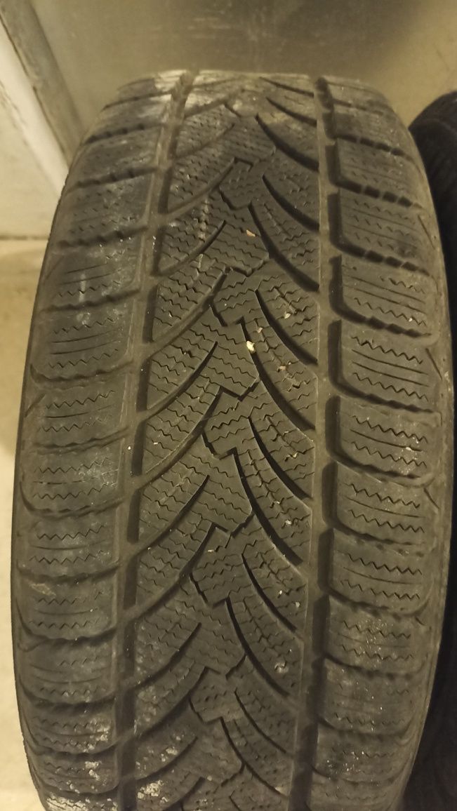 16" Джанти за Мерцедес със зимни гуми 205/55 R16, 4бр+оригин. тасове