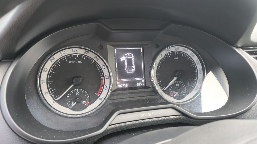 Skoda Octavia 1.6 TDI 2019 – Scaune încălzite, senzori parcare, fiscal