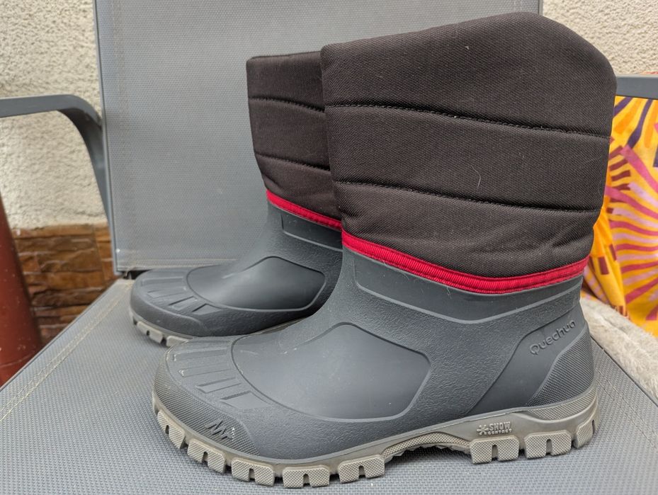 Cizmele pentru bărbați Quechua 42 43