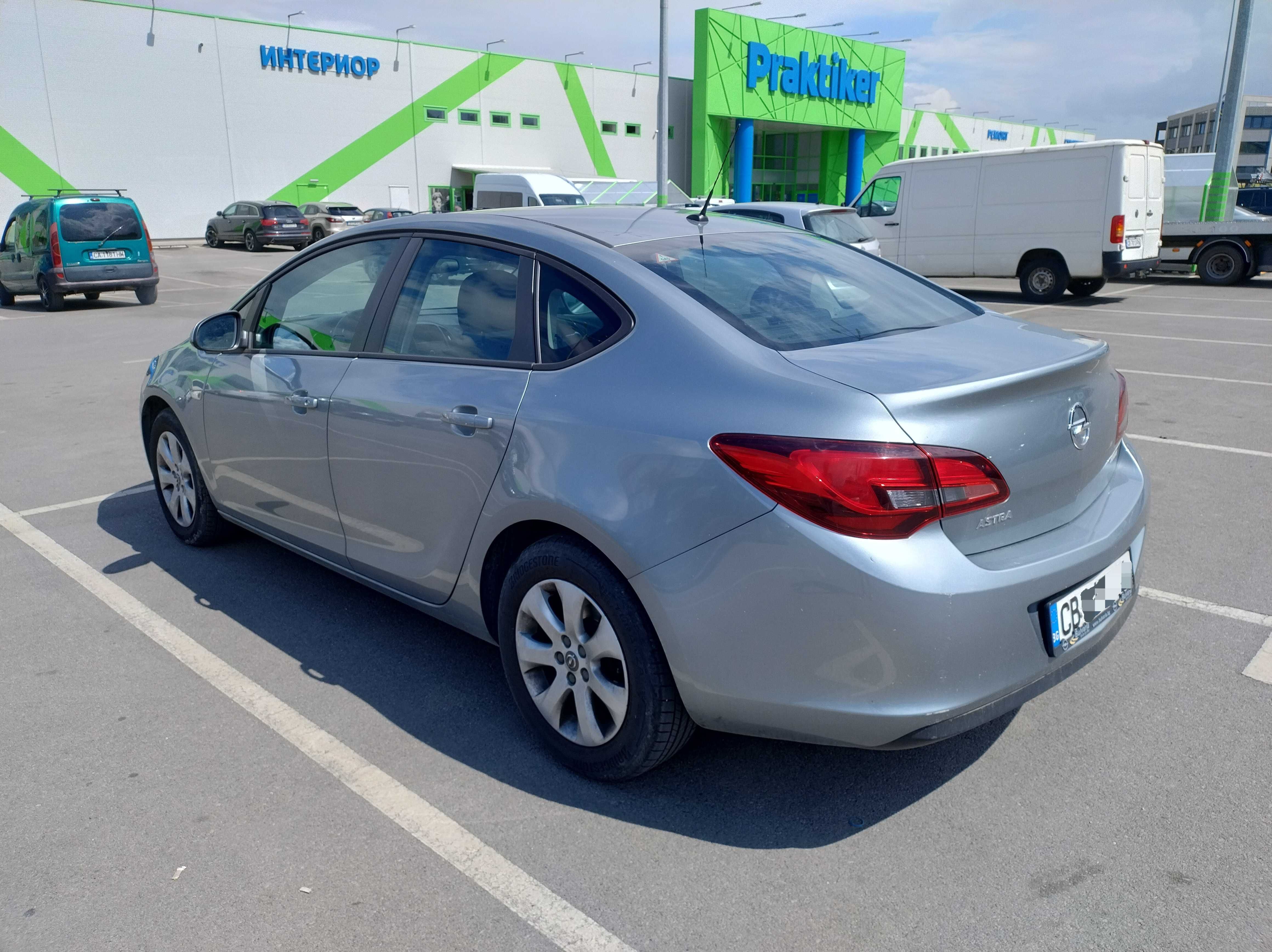 Opel Astra J 1.6 LPG