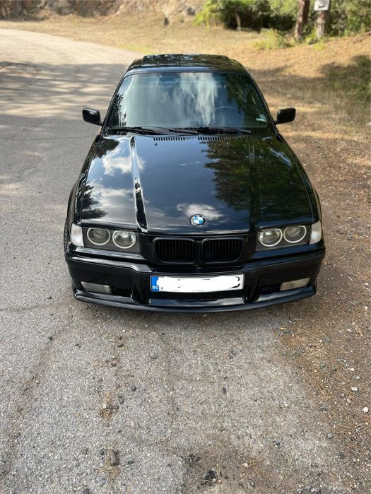 BMW e36 318is coupe