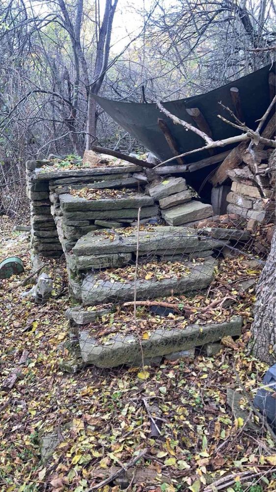 Къща 95кв.м. и парцел 3767кв. м. в с. Млечево, общ. Севлиево