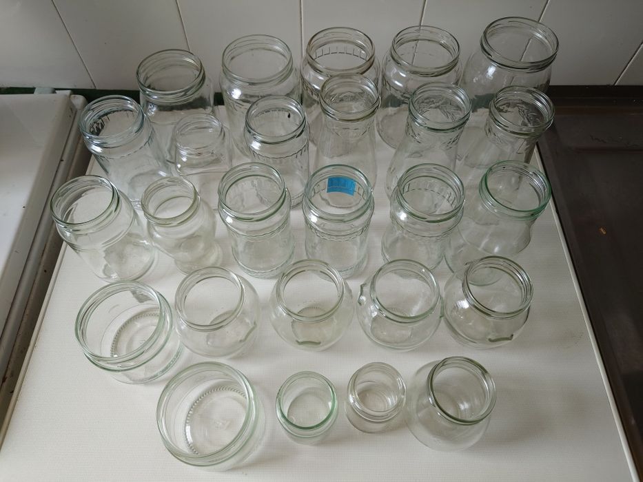 Vand borcane mari, mici medii, sticle pt bulion, borcănașe mici