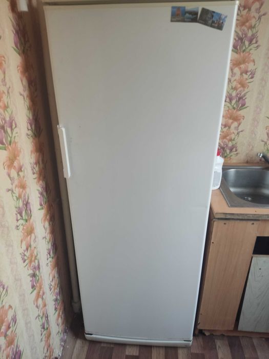 Продам холодильник Стинол недорого