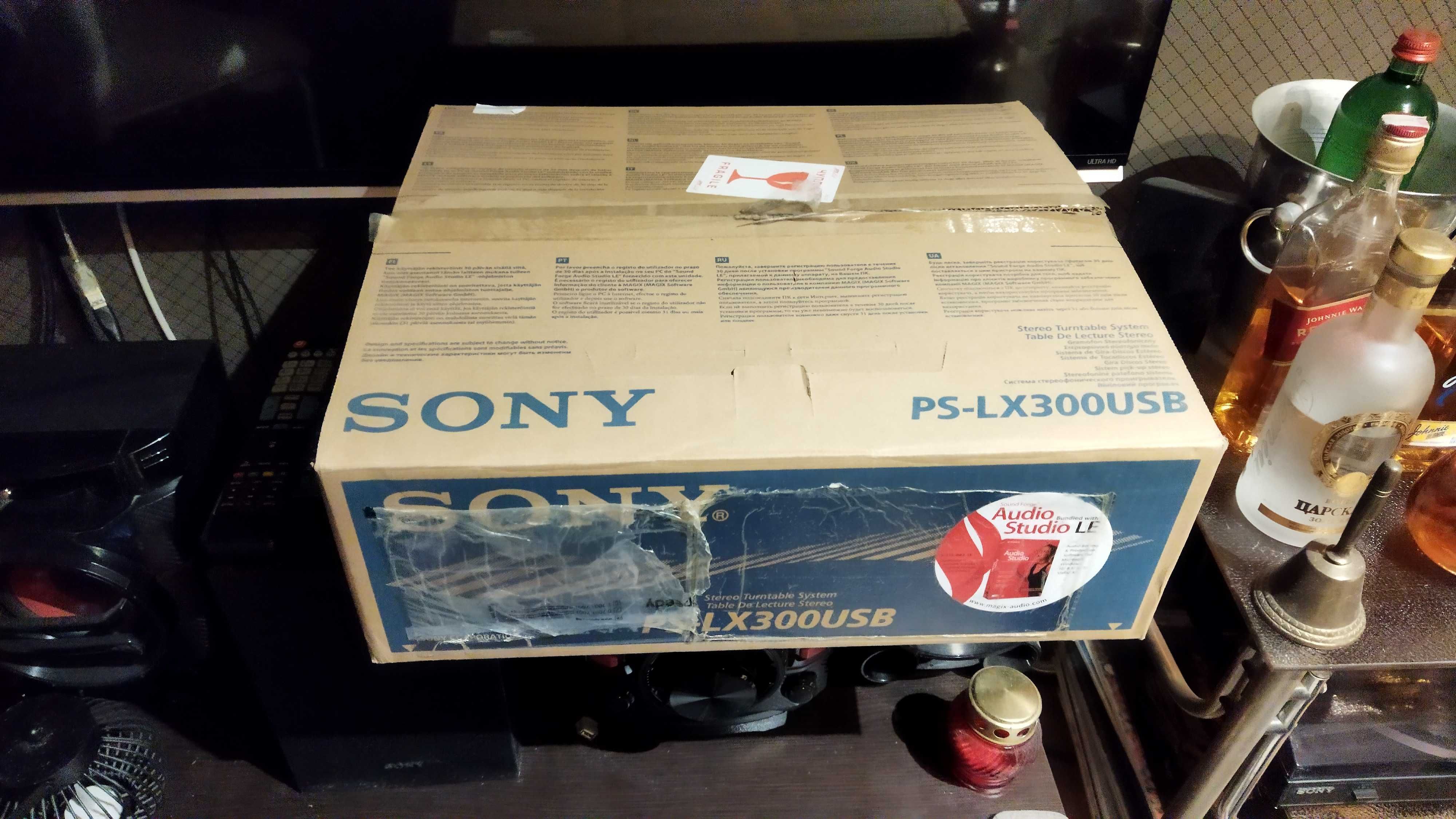 Грамофон SONY , Hi-Fi , автоматичен с предусилвател + 5   плочи