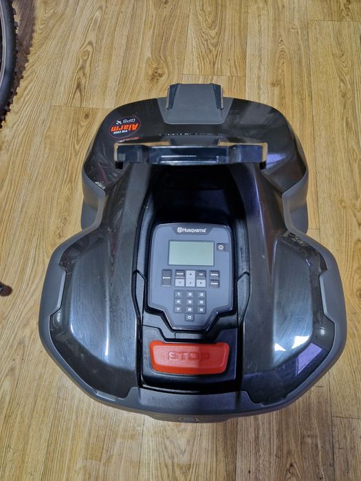 Vand Robot pentru tuns gazonul eLinx Husqvarna Automower 415X, 22 cm