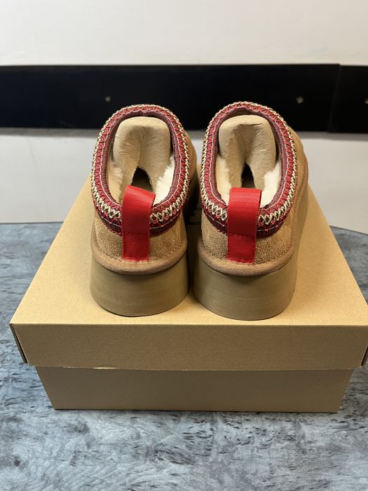 Vand UGG TAZZ . Produs nou . Calitate Superioara marimea 38 , 39
