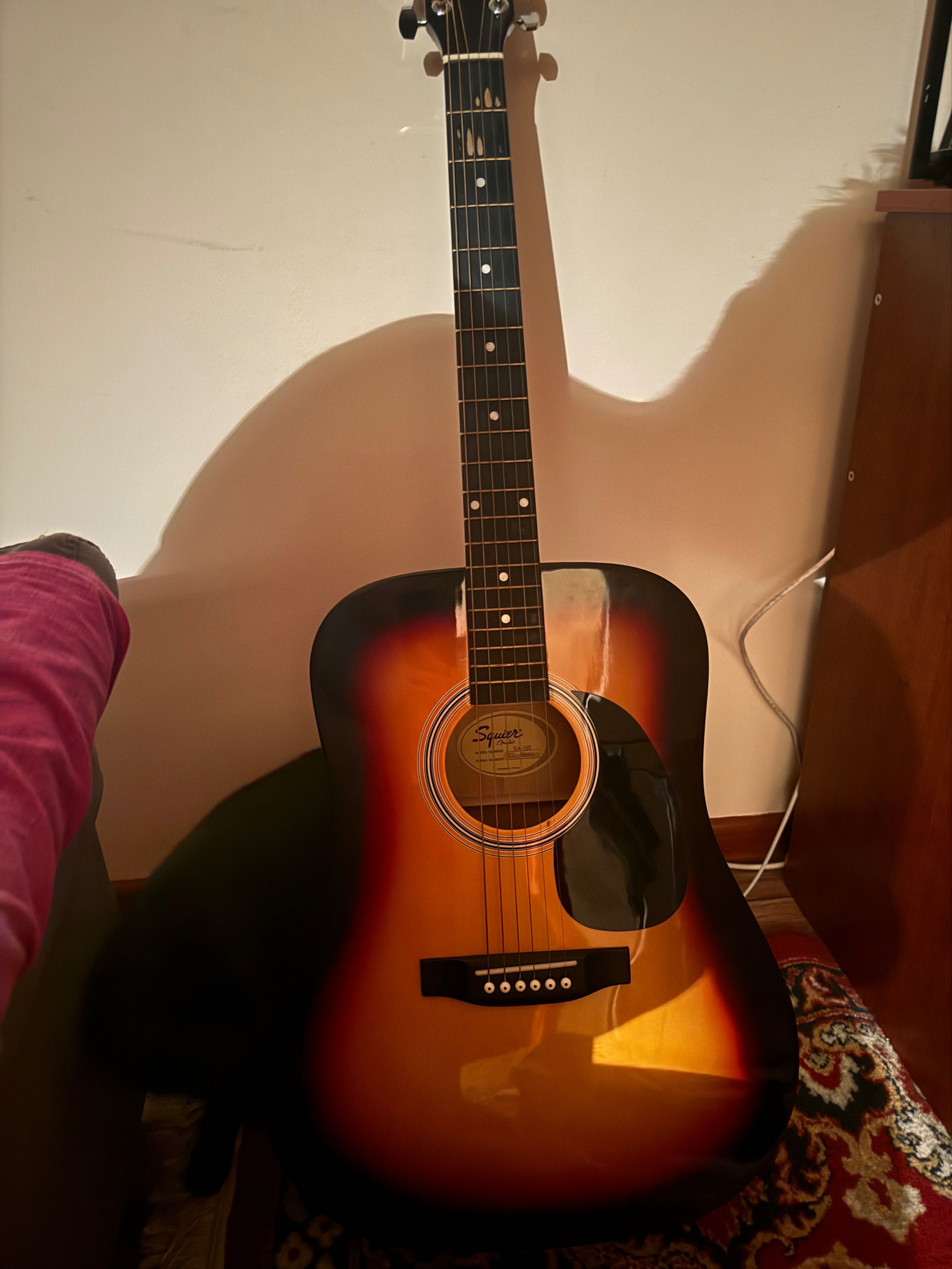 Акустическая гитара Fender Squier SA105