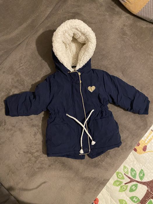 Geaca 9 luni ca noua