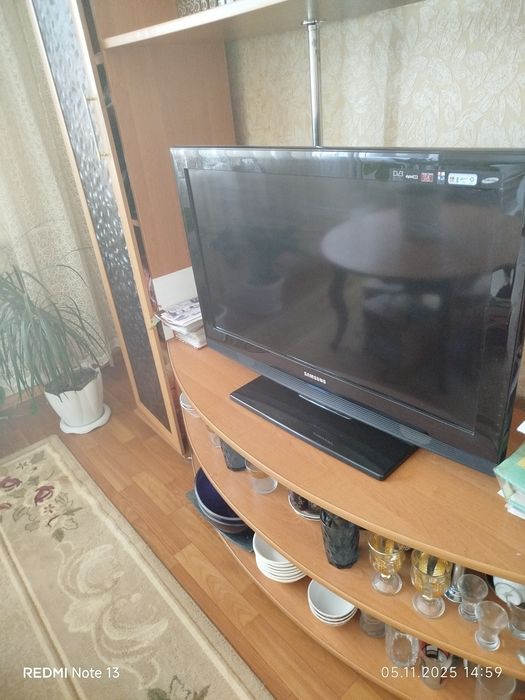 Телевизор бу без интернета в хорошем качестве продаётся связи новым ..