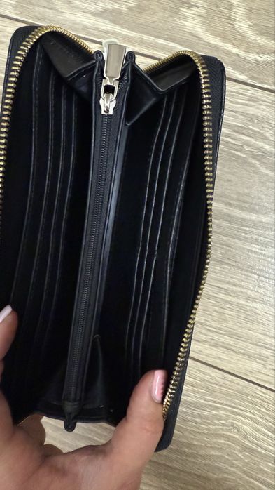 Оригинално портмоне Guess