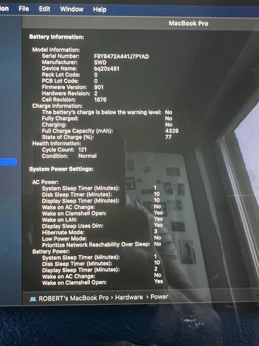 Macbook pro 13 touch bar 2018 121 cicluri incarcare i5 2.3 guad-core