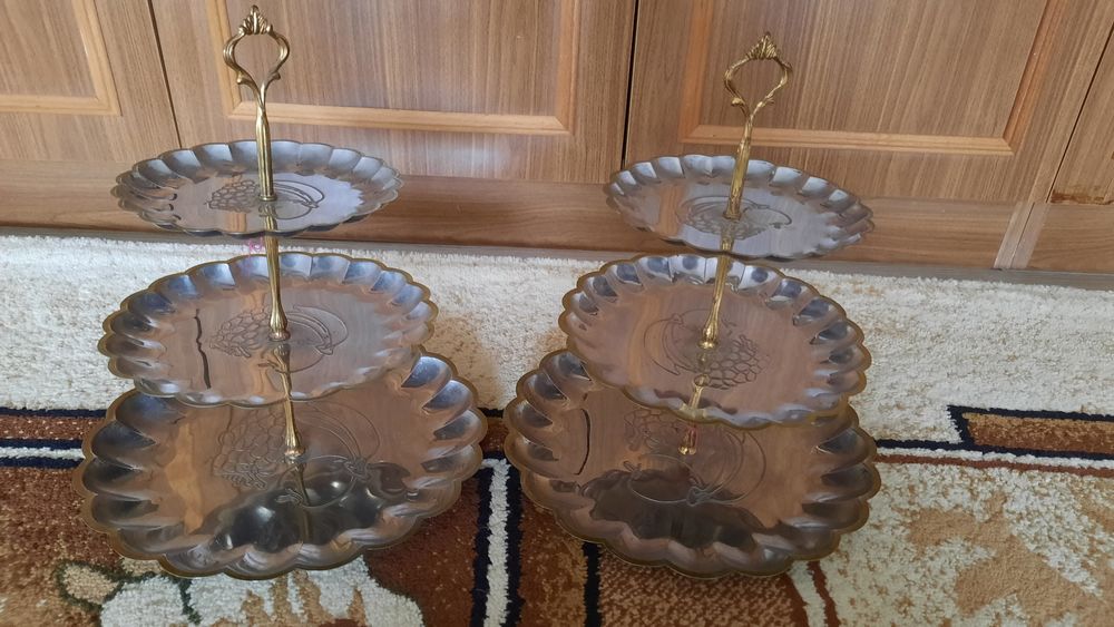 Продаются этажерки