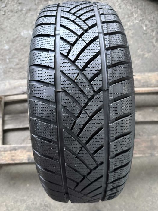 Anvelopa Iarna 195/60 r15 - Star Performer Stratos HP