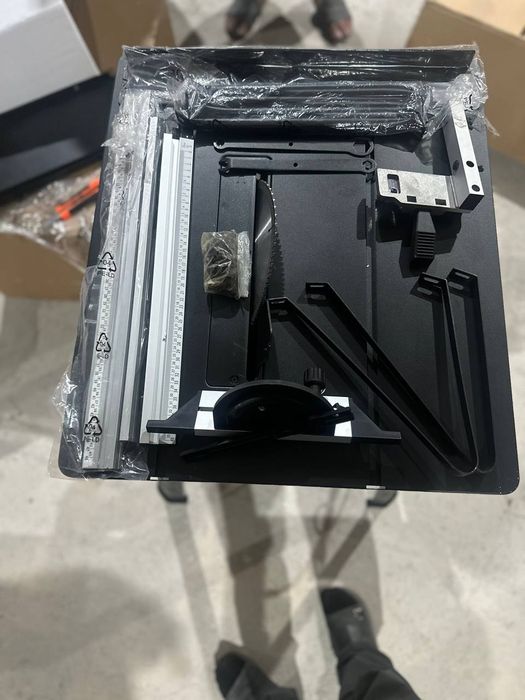 Дисковая настольная пила  + доставка бесплатно