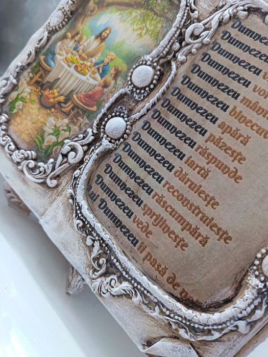 Tablou-icoană tip carte cu suport