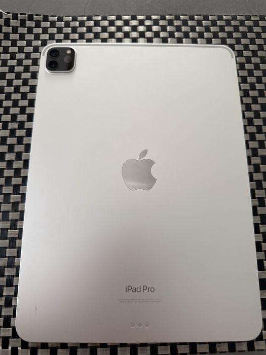 Продается iPad M2 11 дюймовый 256гб