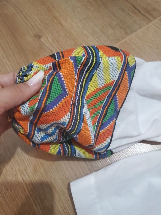 Ie fetite 6 ani material bun