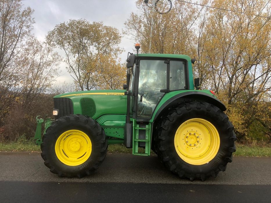 Tractor John Deere 6820