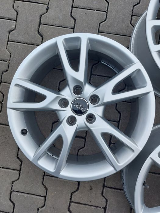 Jante aliaj Audi originale pe 18 A3 A4 A6 A7 Q3 Q5 impecabile