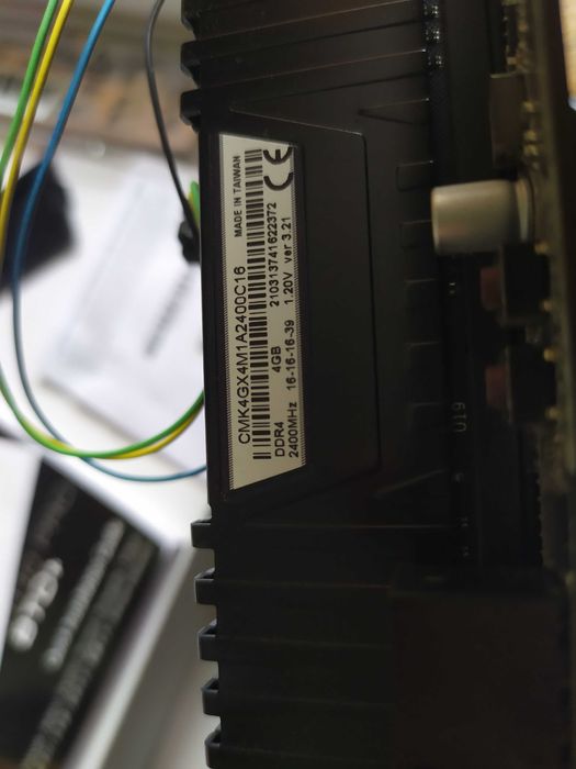 placa baza Asrock H110 pro BTC+, I3 gen 7, 2x4GB DDR4