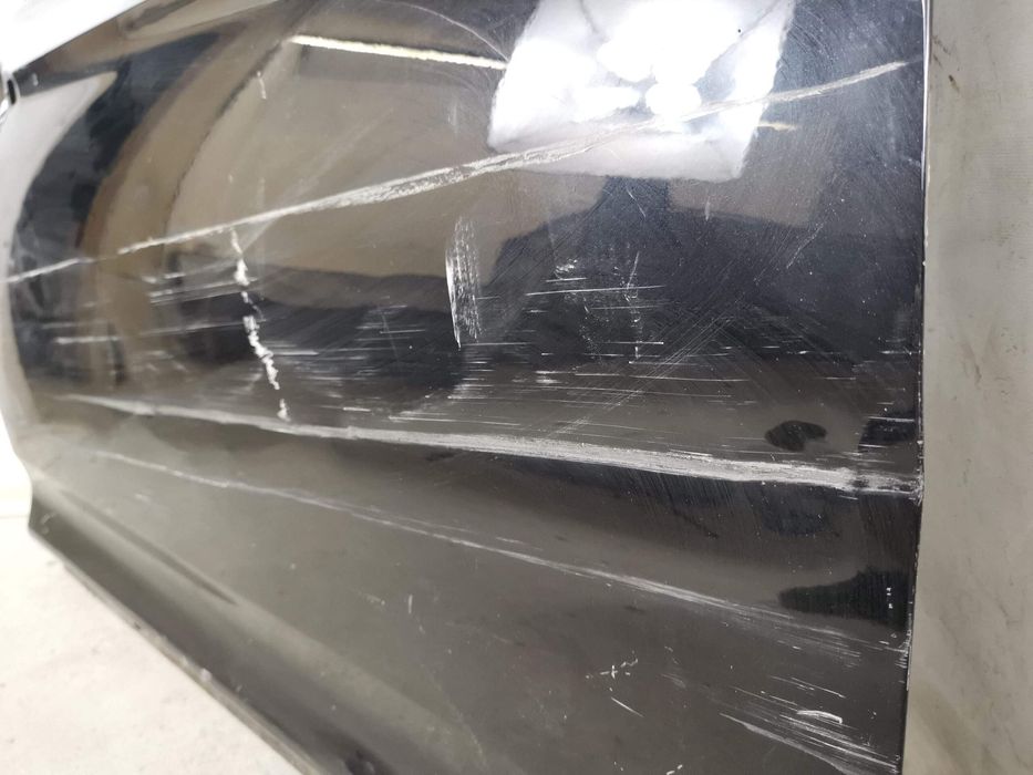 Дясна предна врата Фолксваген / Volkswagen VW Passat B8 [ - ] Повреден