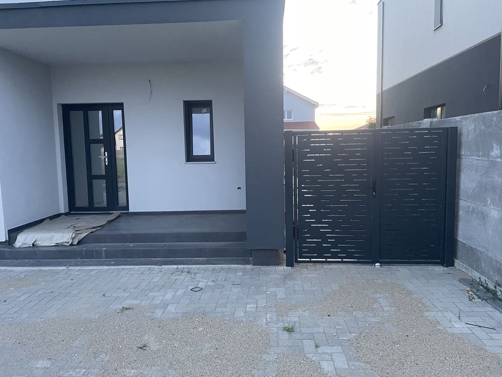 Proprietar vand casa Dumbravita