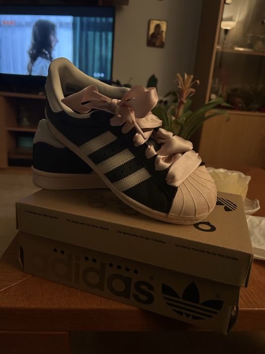 обувки Adidas superstar 82W