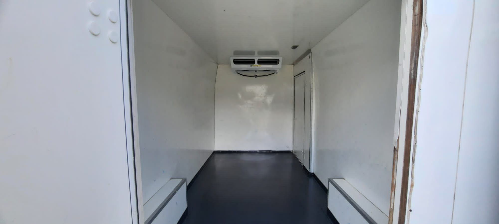 Peugeot 2016 frigorifica+congelare, aer condit functional, 2200 HDI