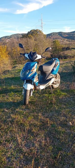 Мотор 50 кубиков