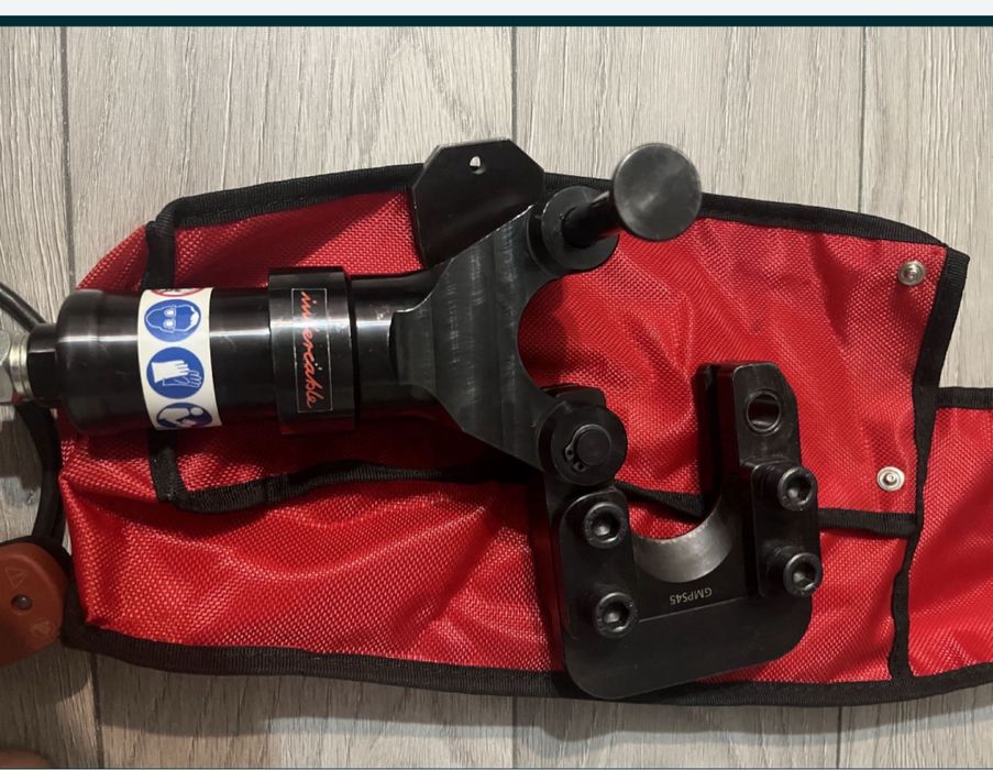 Presa profesionala taiere , intercable CP700