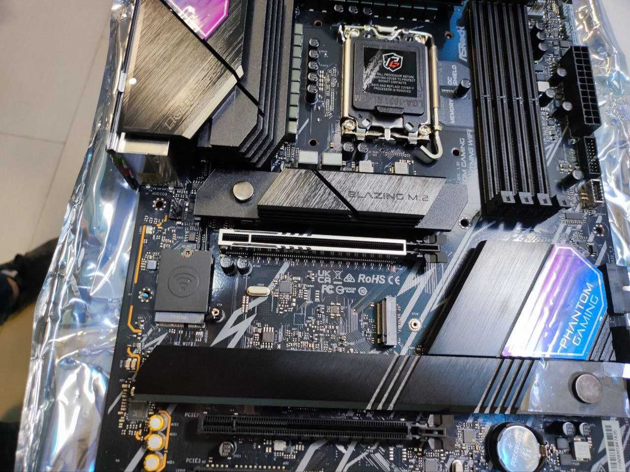 Дънна платка Phantom Gaming Z890 Lightning WiFi