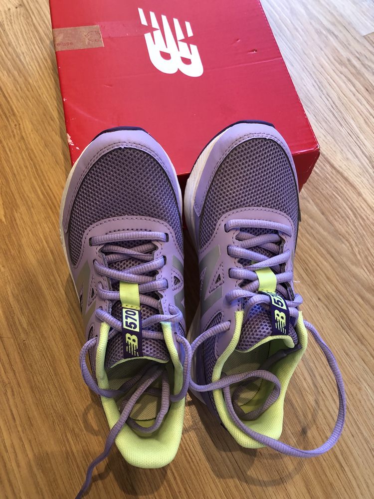 Маратонки New Balance 32