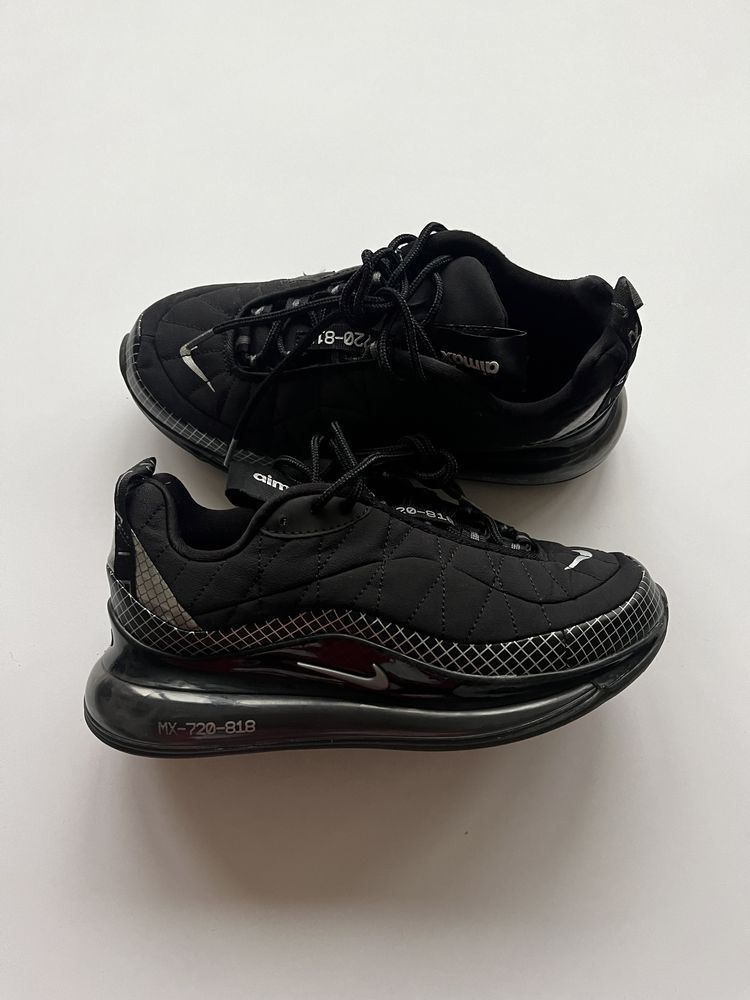 NIKE Air Max 720 - 38.5   / Оригинал