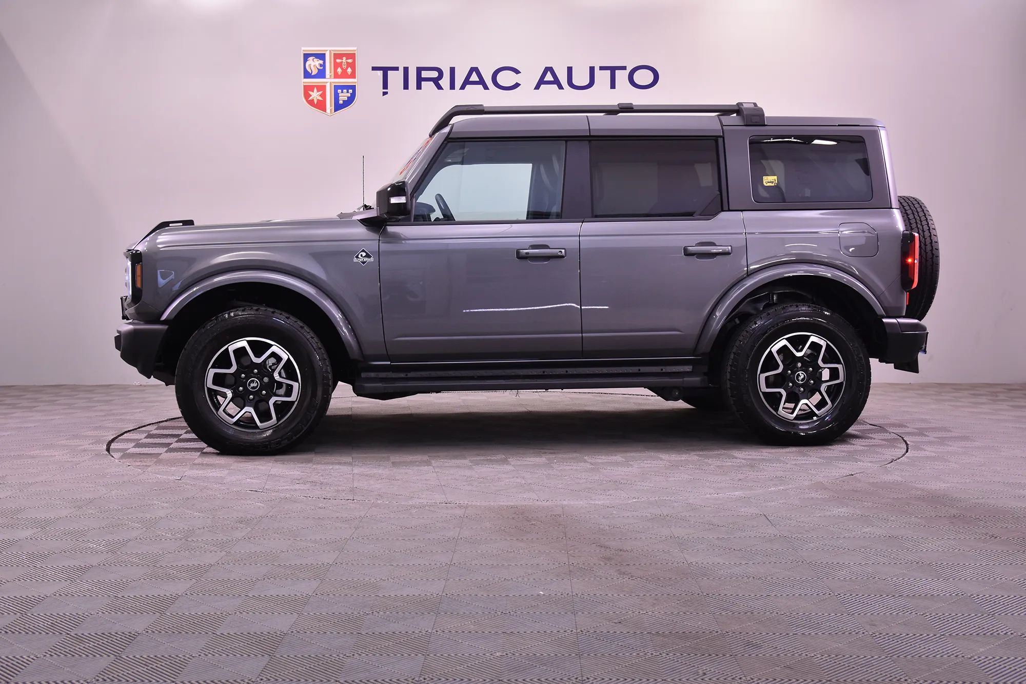 Ford Bronco