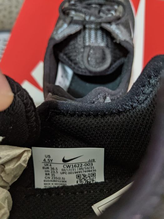 Adidași Nike React Live (GS) mărimea 36.5