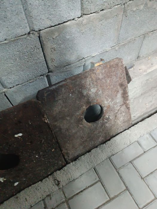 Продам  чугунную плиту