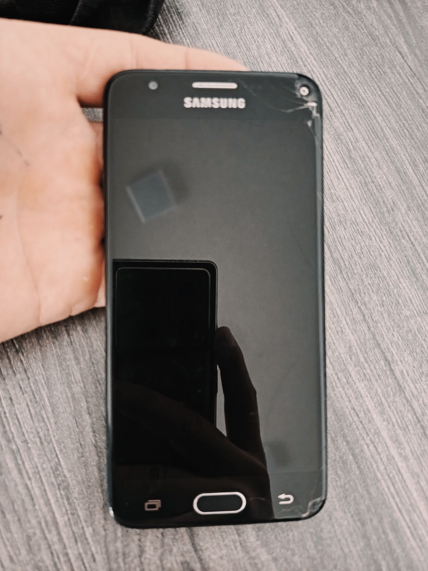 Samsung J 5 prem